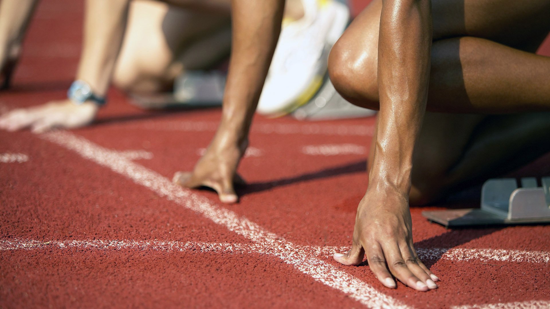 开云真人-香肠派对“逃出生天”大乱斗震撼上线，香肠派对的出生岛在哪个地图